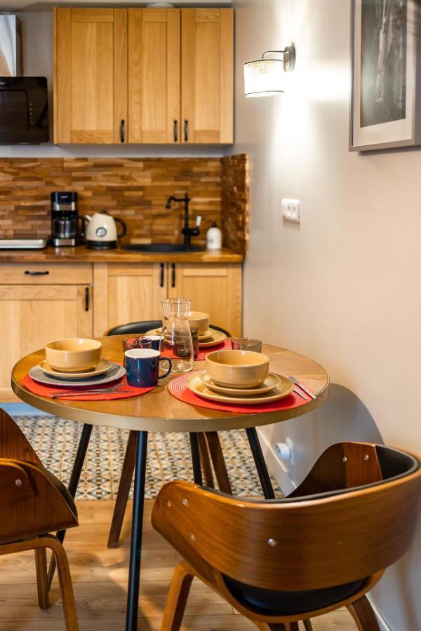 Escapade Place 11 - Appartement A2 Dinan Centre Экстерьер фото